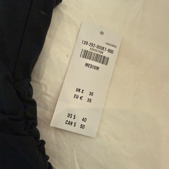 Abercrombie & Fitch Black Ruched Top - Picture 3 of 3